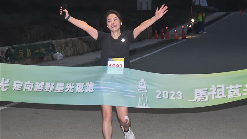 莒光星光夜跑女子組第一名徐香蘭。（圖／大會提供）