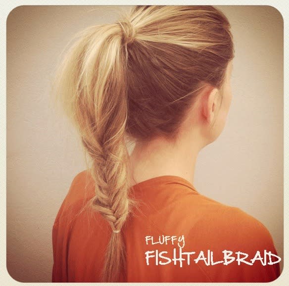 <p>A cool update on your standard fishtail braid. <br></p><p>Get the full tutorial <a href="http://yetanotherbeautysite.com/Tutorials/fluffyfishtailbraid.html" rel="nofollow noopener" target="_blank" data-ylk="slk:here.;elm:context_link;itc:0;sec:content-canvas" class="link ">here.</a></p>