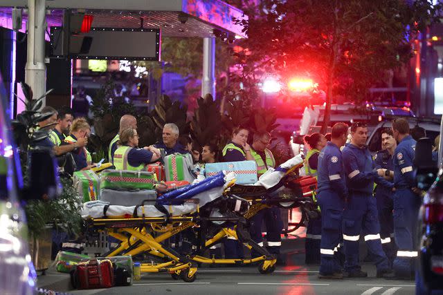 <p>DAVID GRAY/AFP via Getty </p> A man is dead after going on a stabbing rampage at a shopping mall in Sydney on April 13