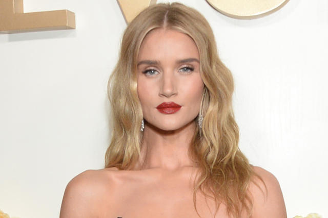 Rosie Huntington-Whitely's New Collection Is Now Available, 60% OFF