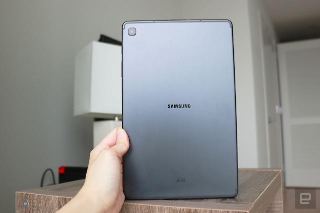 Samsung Galaxy Tab S6 Lite Review: Media is my middle name - MobileSyrup