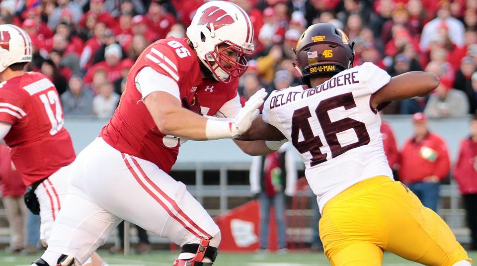 Wisconsin’s mauling OT Ryan Ramczyk