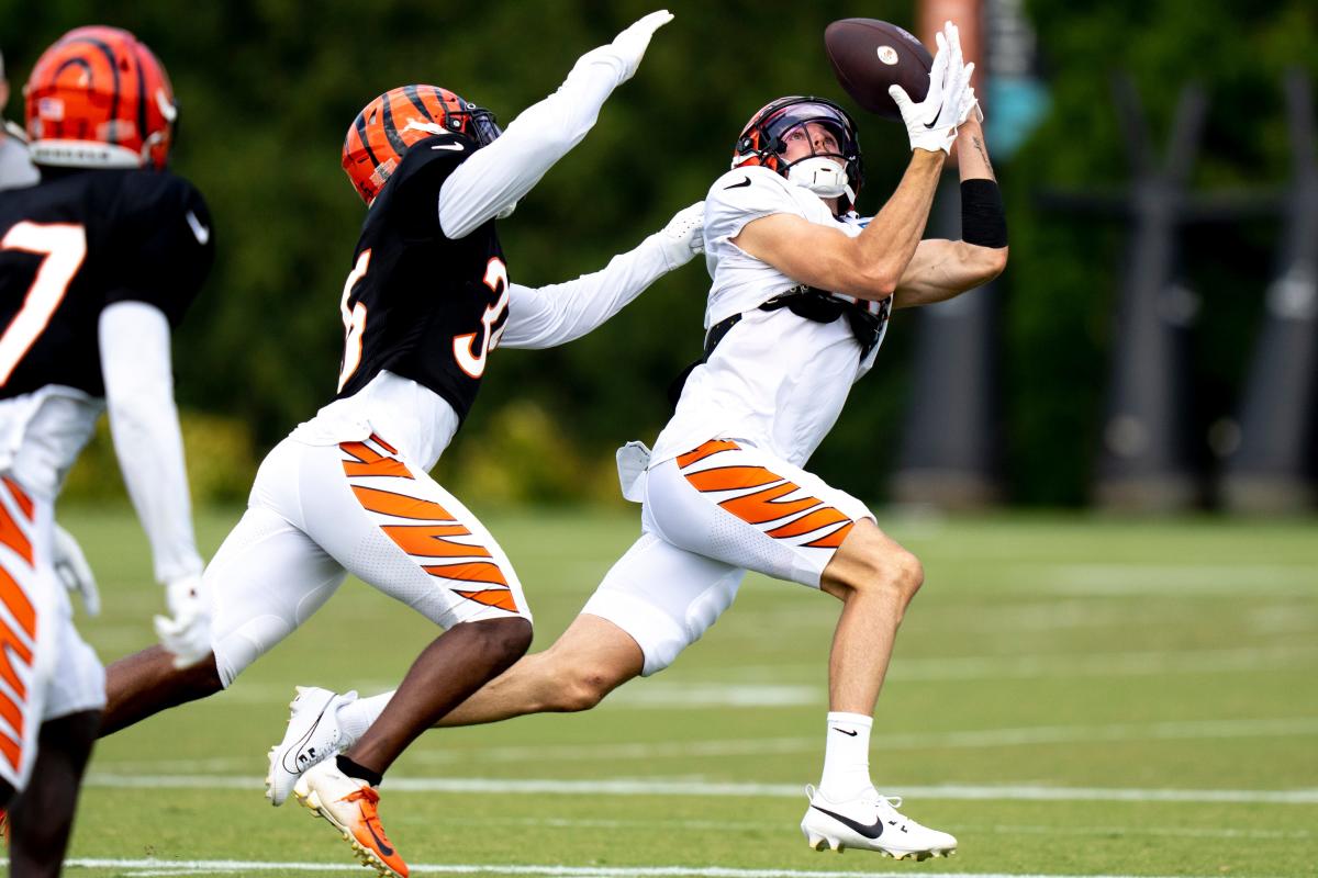 Bengals lose breakout rookie returner Charlie Jones to injured reserve