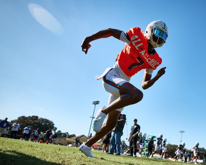 A finalist for Florida Dairy Farmers' Mr. Football award, Chaminade-Madonna quarterback Cedrick Bailey threw a touchdown pass in the 2024 Under Armour Next All-America Game.