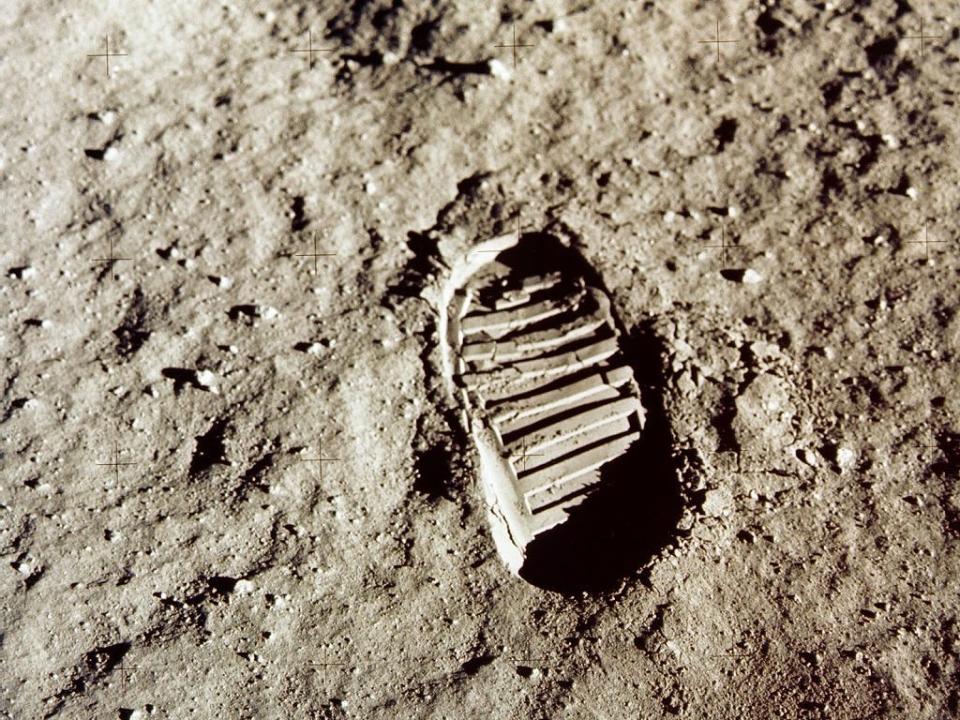 moon footprint