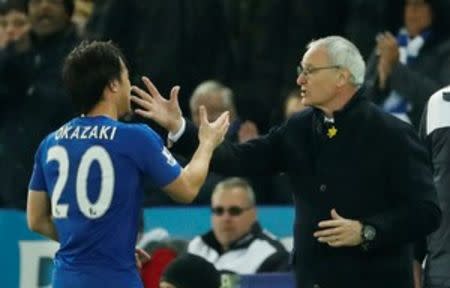 Football Soccer - Leicester City v Newcastle United - Barclays Premier League - King Power Stadium - 14/3/16 Leicester City manager Claudio Ranieri congratulates Shinji Okazaki as he is substituted Action Images via Reuters / John Sibley