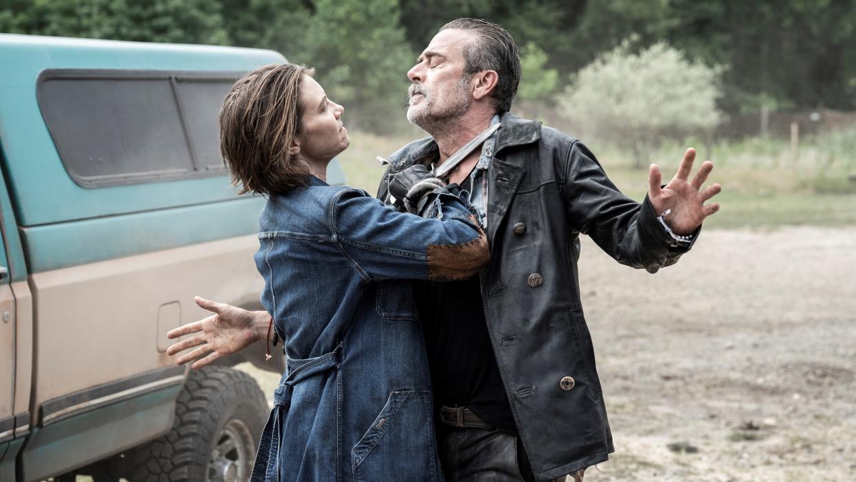  Lauren Cohan as Maggie and Jeffrey Dean Morgan as Negan in The Walking Dead: Dead City    