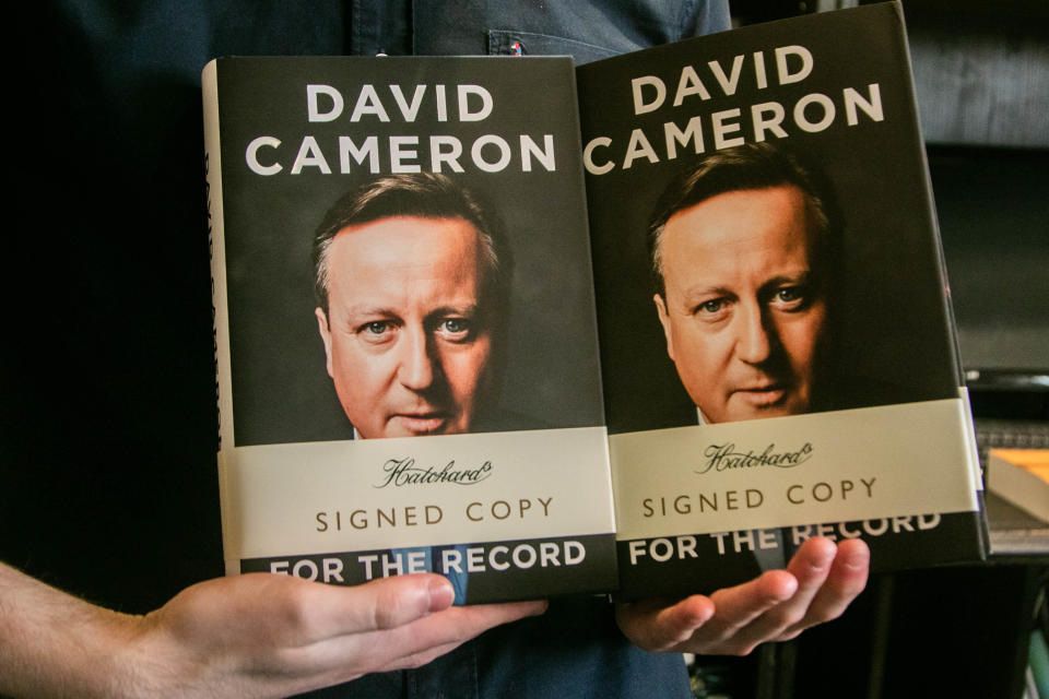 London, UK. 19th Sep, 2019. Hands of a person hold signed copies of the autobiography book '' For the Record'' by the former British Prime Minister David Cameron at Hatchards bookstore in Piccadilly, London. Credit: Amer Ghazzal/SOPA Images/ZUMA Wire/Alamy Live News
