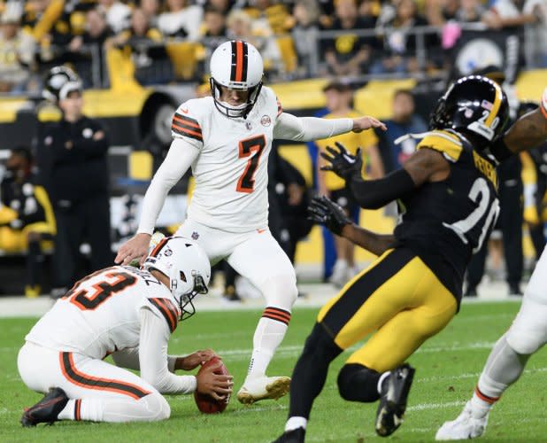 NFL: Pittsburgh Steelers' defense prevails against Cleveland Browns