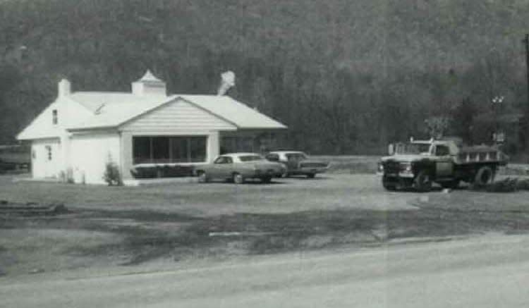 Milky Way Restaurant in Ft. Loudon, as it looked in its early years.