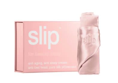 Find this silk pillowcase that protects skin and hair for <a href="https://fave.co/36vl9sF" target="_blank" rel="noopener noreferrer">$85 at Sephora</a>.