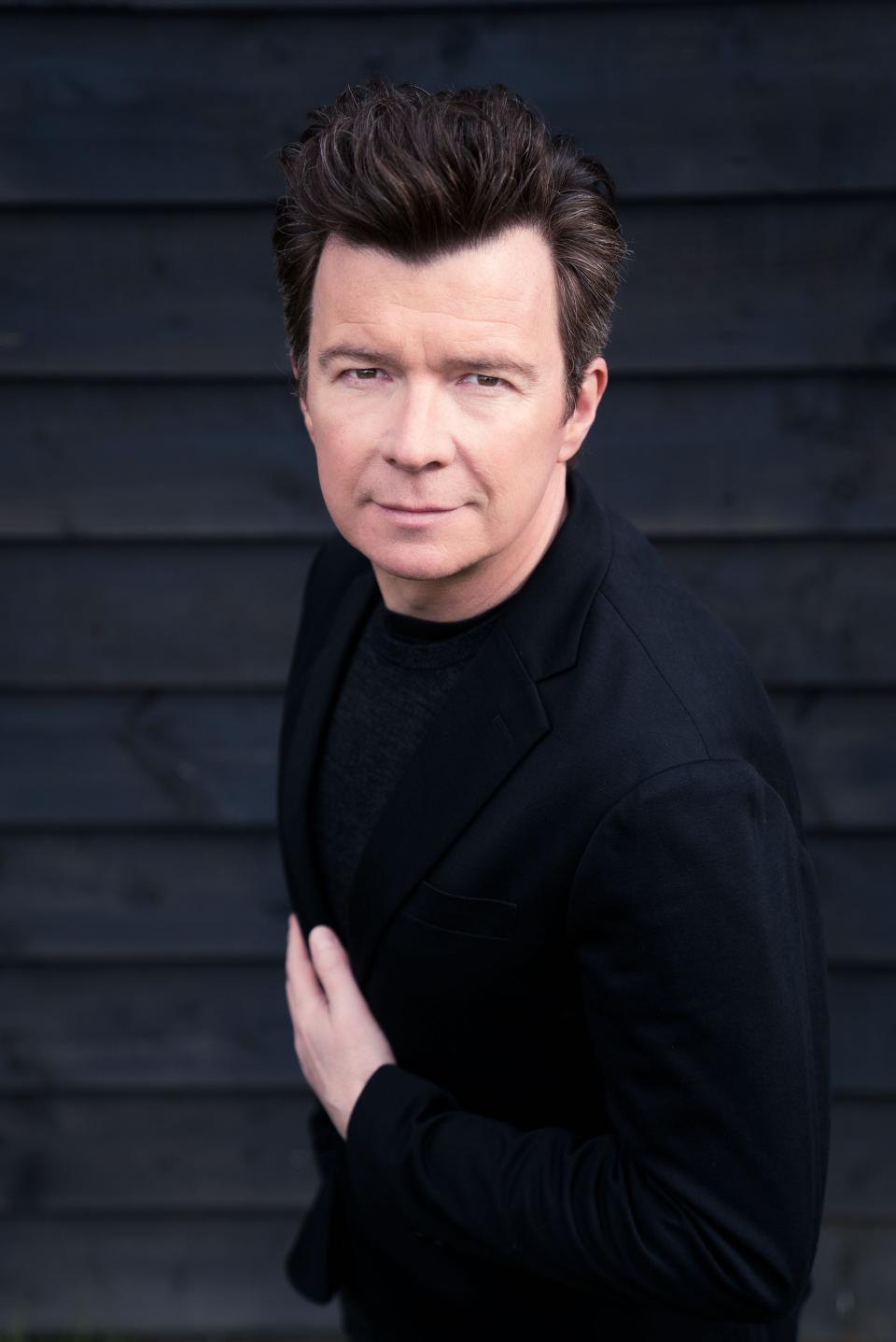 Rick Astley on playing U.S. arenas in 2022: 'How lucky are we?'