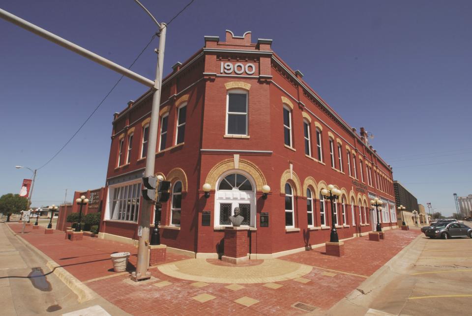 Pioneer Telephone Cooperative headquarters is in Kingfisher.