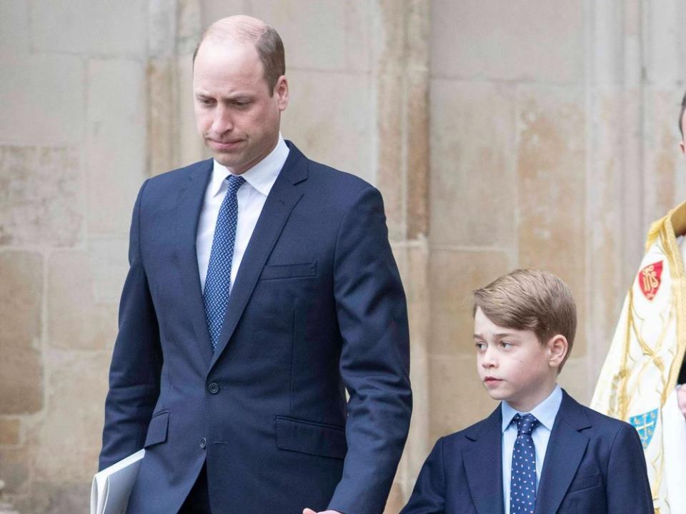 Wird Prinz William seinen Sohn George zum Queen-Begräbnis mitnehmen? (Bild: imago images/Starface)