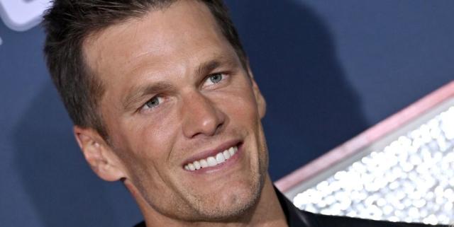 The Funniest Reactions to Tom Brady's Unexpected Underwear Selfie