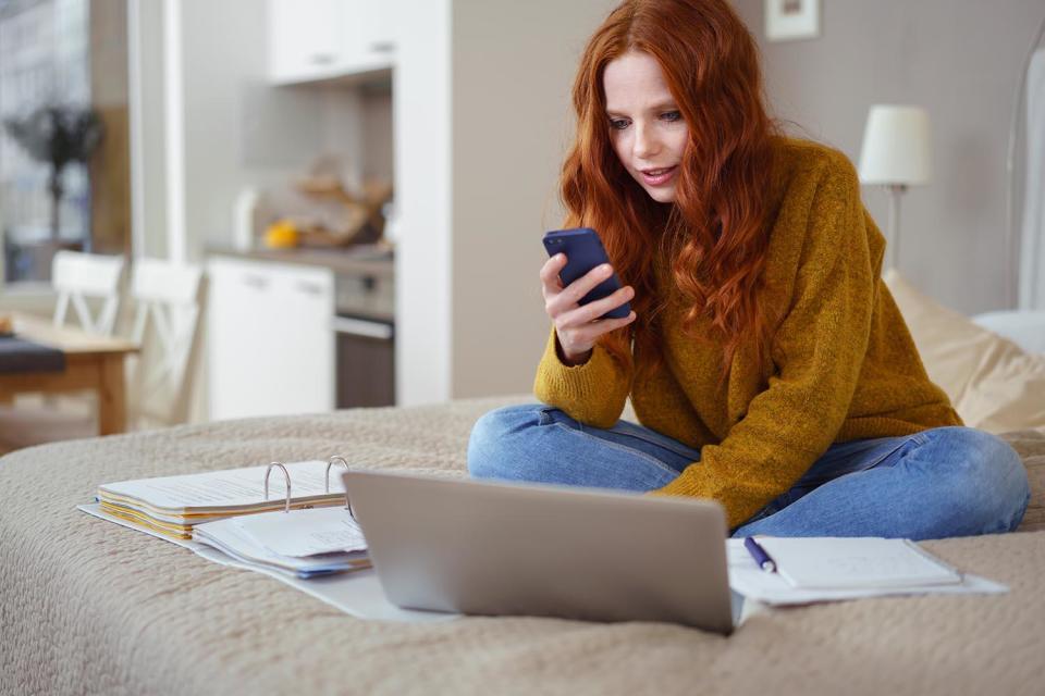 Warning: Working from home can be bad for your health: Shutterstock / racorn