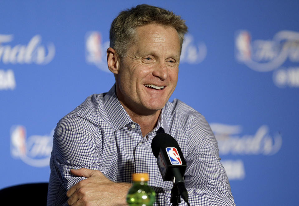 Steve Kerr is no stranger to showing off his quick wit during press conferences. (AP Photo)