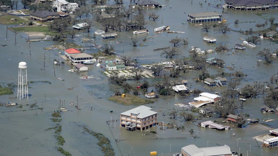 Überschwemmungen nach Hurrikan «Laura». Häuser stehen in Lake Charles unter Wasser.