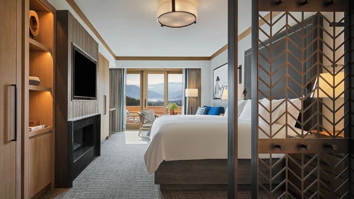 <span class="article__caption">A guest room at the Montage Big Sky</span> (Photo: Christian Horan)