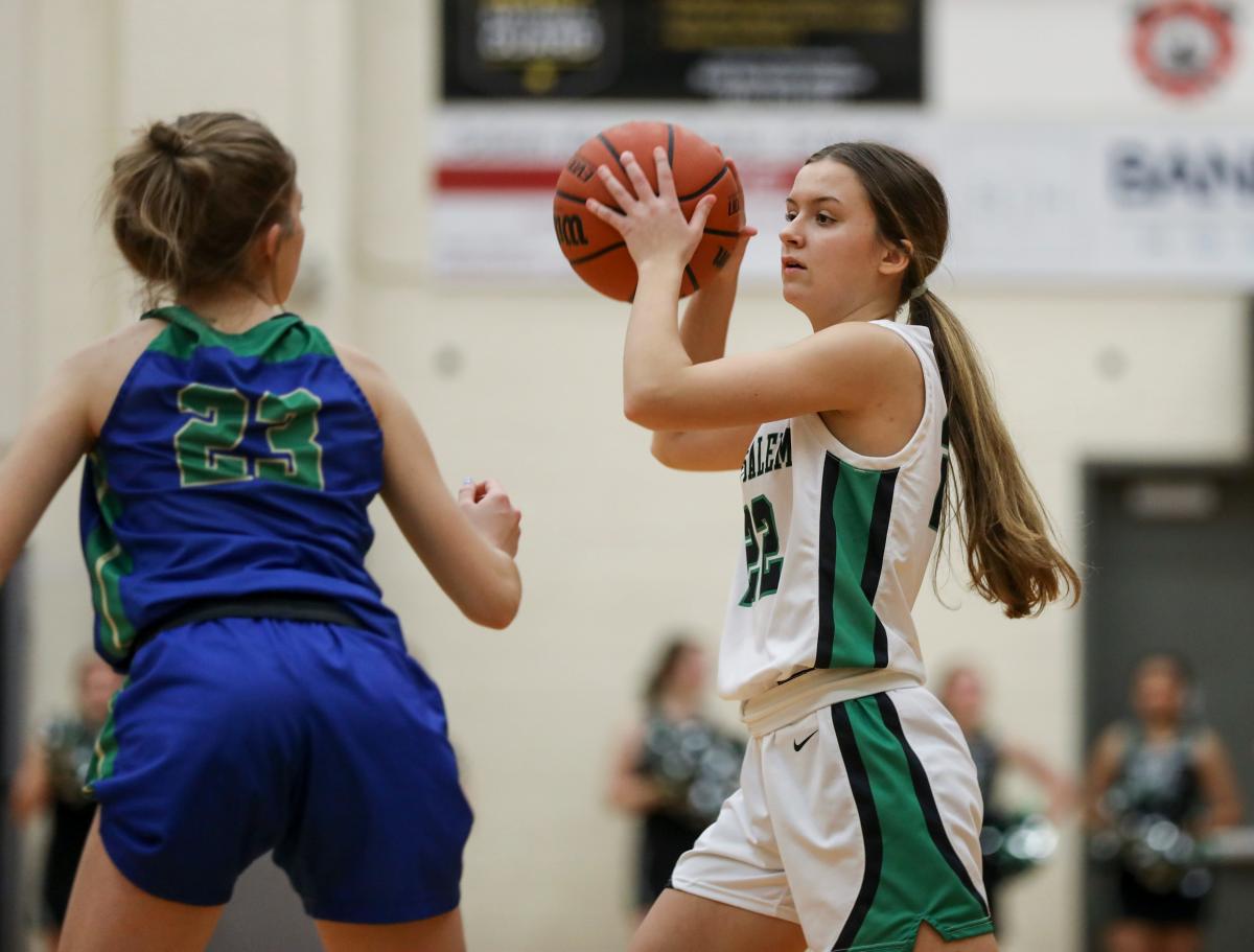 Wednesday's OSAA playoff basketball scores