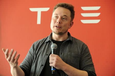 Founder and CEO of Tesla Motors Elon Musk speaks during a media tour of the Tesla Gigafactory, which will produce batteries for the electric carmaker, in Sparks, Nevada, U.S. July 26, 2016. REUTERS/James Glover II