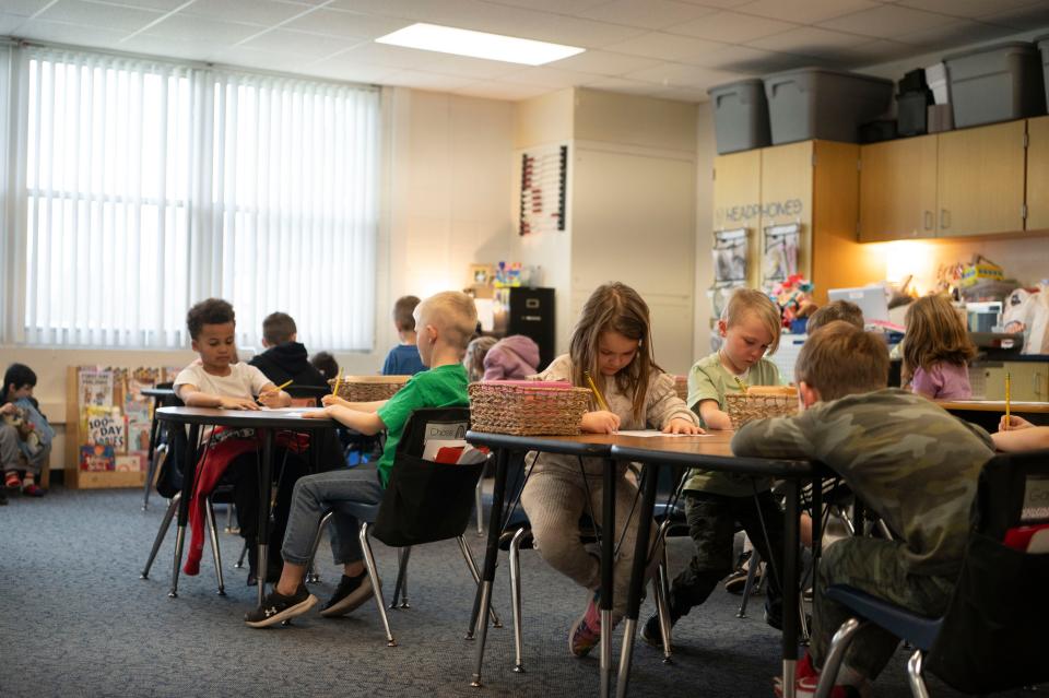 Students work on a spanish assesment in teacher Vanessa Hunt's classroom at Sonoma Elementary School on Tuesday, Feb. 13, 2024.