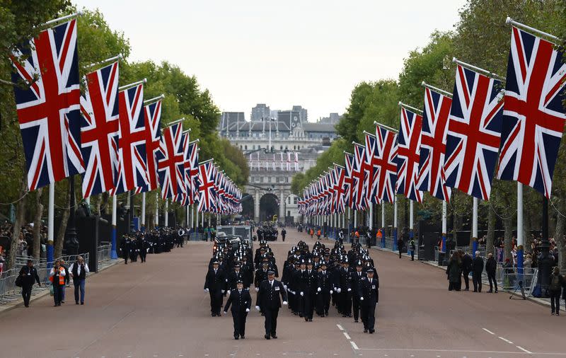 Funeral de Estado y entierro de la reina Isabel