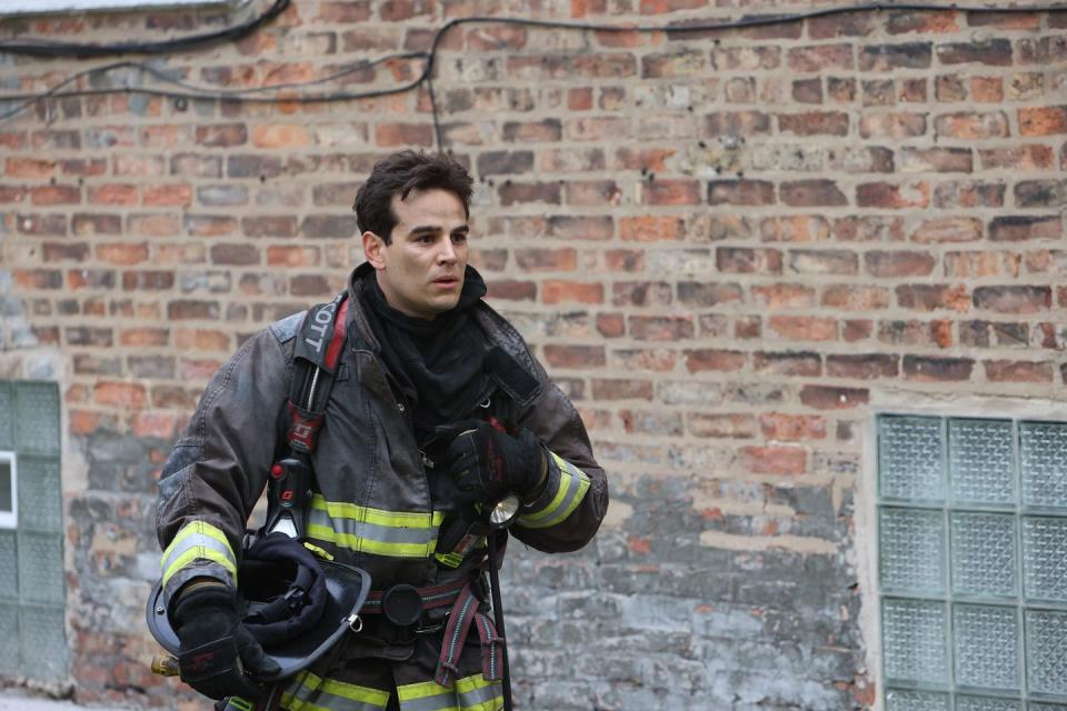 alberto rosende, chicago fire season 10