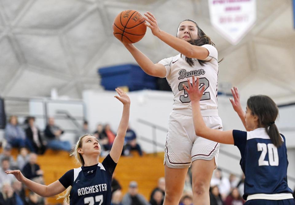 Beaver's Payton List makes a pass during the C.J. Betters tournament on Tuesday, December 28, 2021, at the Community College of Beaver County.