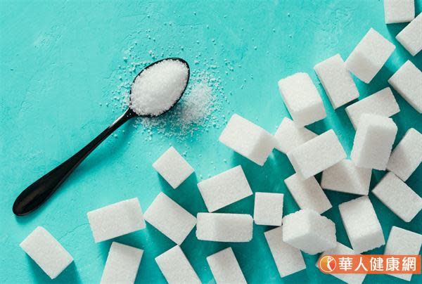 無加糖就真的是無糖嗎？為什麼無糖優酪乳、鮮奶的營養標示還有糖呢？