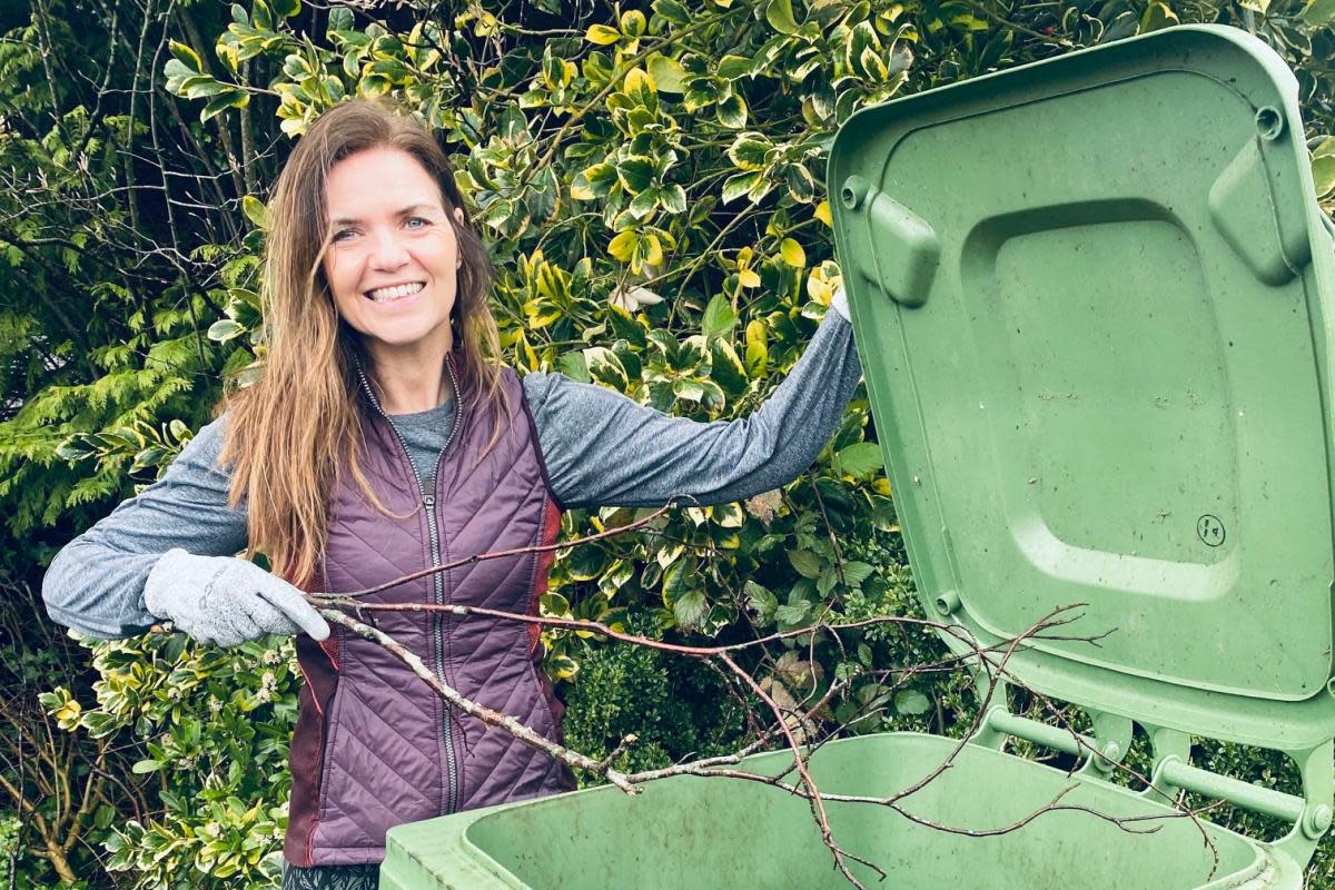 Fiona Ritchie with her green bin <i>(Image: Pendle Borough Council)</i>