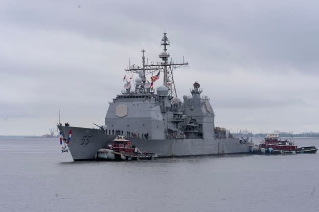 This work, USS Leyte Gulf Returns from Final Deployment, by PO3 Manvir Gill, identified by DVIDS.