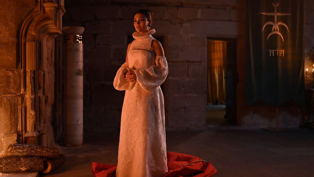  Daniela Nieves as Lissa in Vampire Academy 