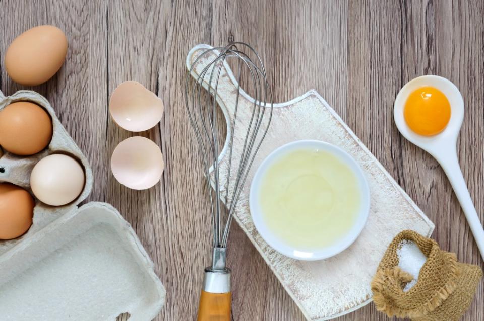 Egg whites help the body build collagen. yaroshenko – stock.adobe.com