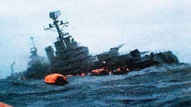 Guerra de Malvinas resumen: el hundimiento del Crucero General Belgrano.