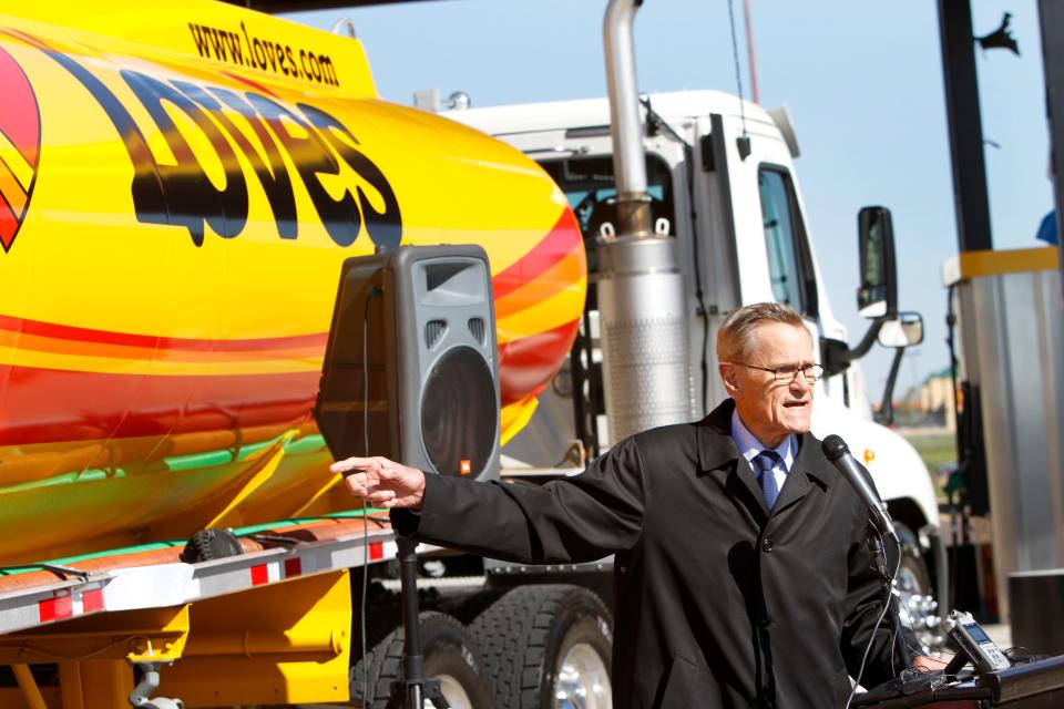 Tom Love, founder and CEO of Love's Travel Stops, speaks during the 2012 opening of Love's first "fast fill" CNG facility for heavy-duty trucks at Interstate 40 and Morgan Road.