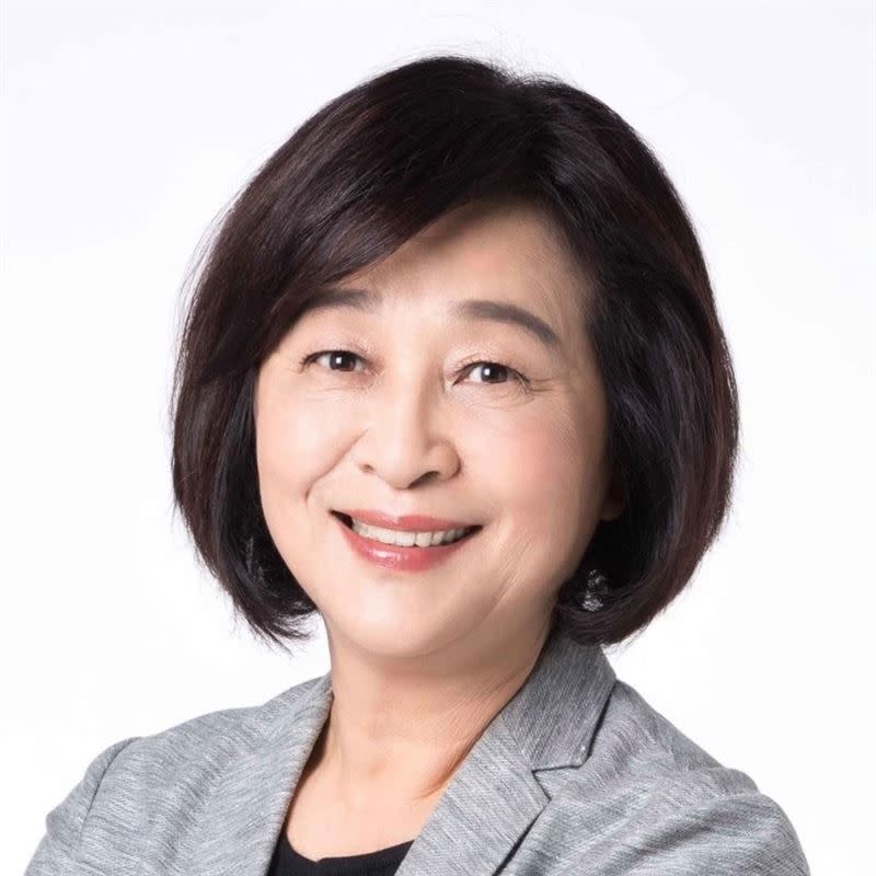 立委蘇治芬質疑投資綠能要找議長議員選民服務，難道不是行政部門卡關。（圖／翻攝蘇治芬臉書）