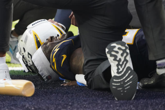 Los Angeles Chargers cornerback J.C. Jackson (27) takes his stance during  an NFL football game against the Seattle Seahawks, Sunday, Oct. 23, 2022,  in Inglewood, Calif. (AP Photo/Kyusung Gong Stock Photo - Alamy