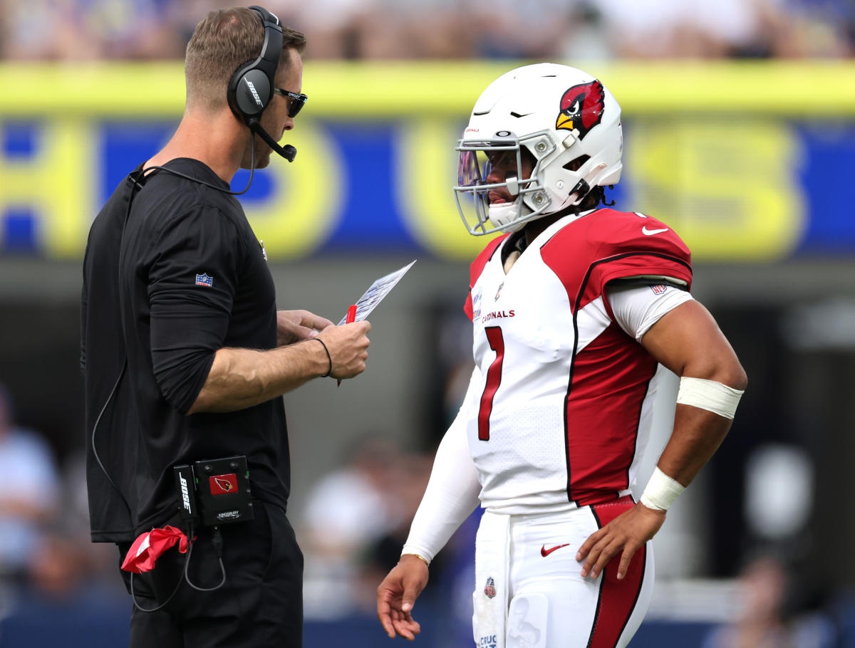 Cardinals' Kyler Murray, Kliff Kingsbury downplay sideline incident: 'Guess  it's a Gen Z thing'