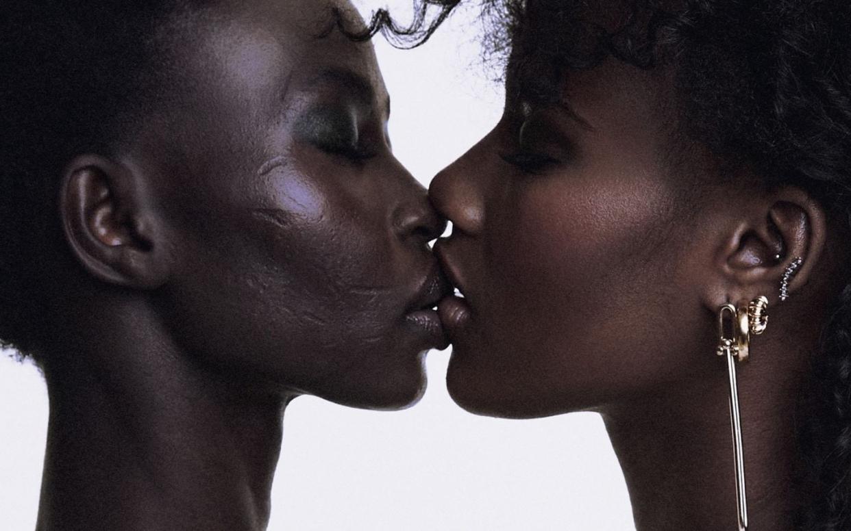 Aweng and Alexus Ade-Chuol on the cover of Elle UK - Elle UK/Meinke Klein