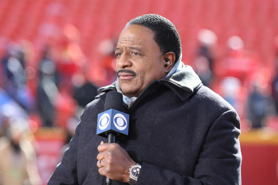 KANSAS CITY, MO - JANUARY 19: CBS broadcaster James Brown before the AFC Championship game between the Tennessee Titans and Kansas City Chiefs on January 19, 2020 at Arrowhead Stadium in Kansas City, MO. (Photo by Scott Winters/Icon Sportswire via Getty Images)