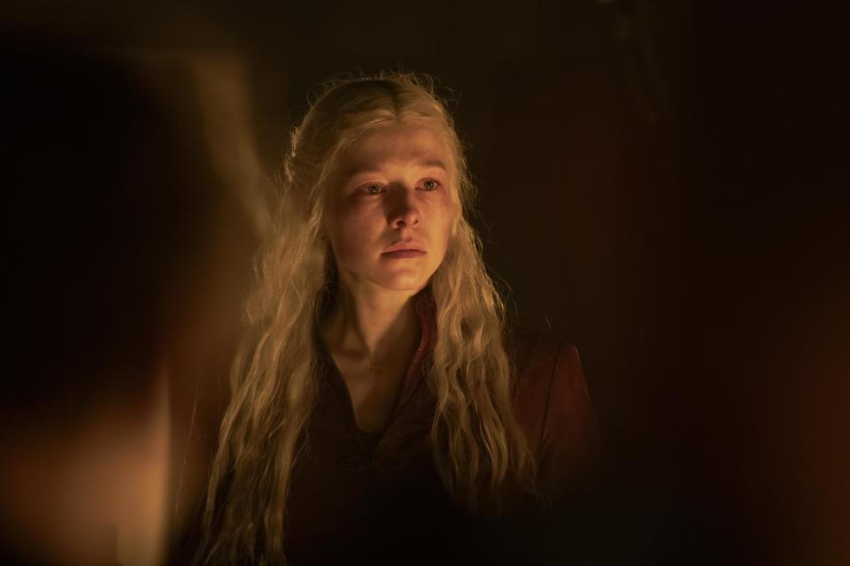 Emma D'Arcy dans le rôle de la princesse/reine Rhaenyra Targaryen dans La Maison du Dragon S2.  (HBO)