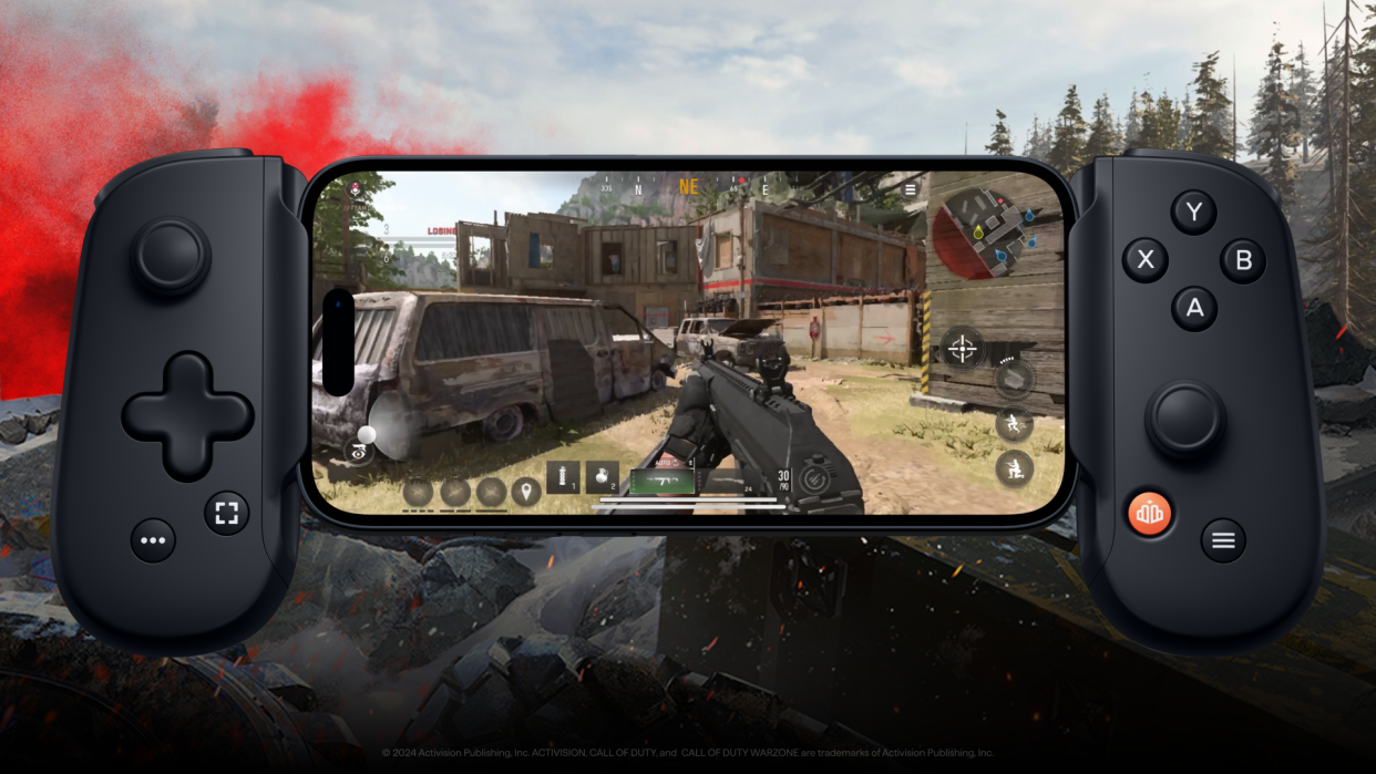  The black Call of Duty Backbone variant on a gameplay background. 