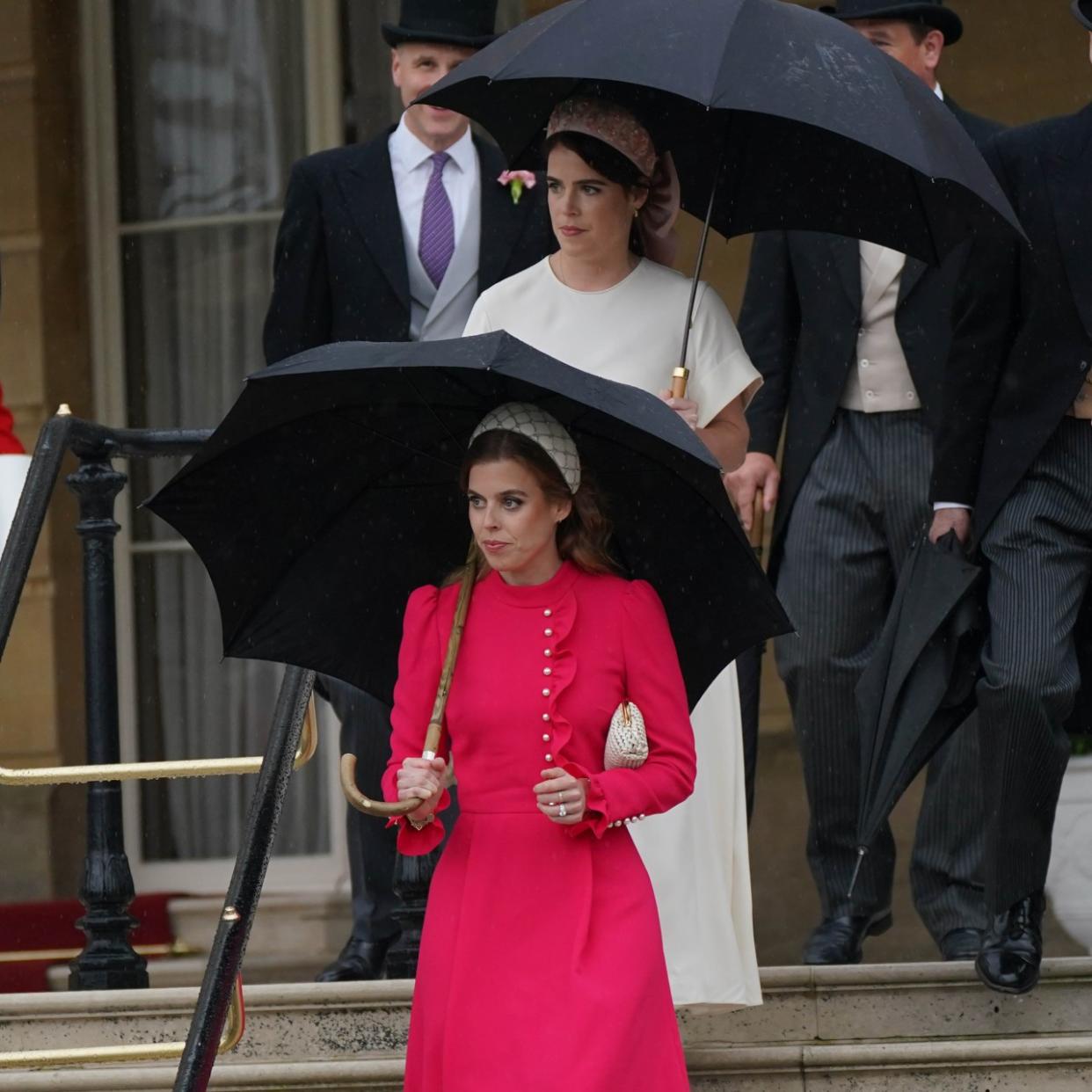  Princess Beatrice and Princess Eugenie. 