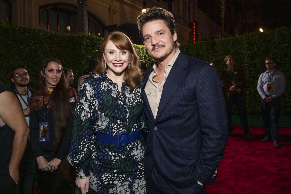 Bryce Dallas Howard and Pedro Pascal