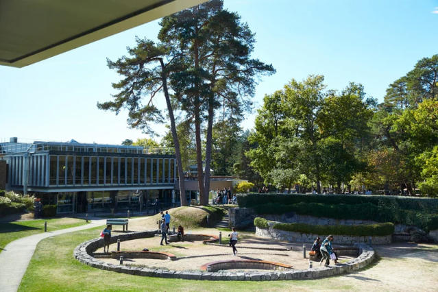 Poets&Quants  Poet&Quants' International MBA Ranking: INSEAD Squeaks Ahead  Of IESE To Claim The Top Spot