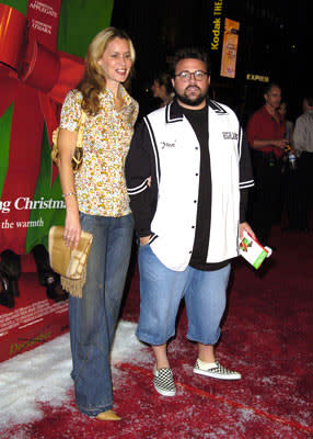 Jennifer Schwalbach Smith and Kevin Smith at the Hollywood premiere of Dreamworks' Surviving Christmas