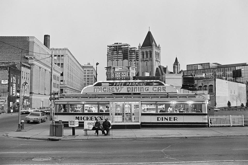 1939: Mickey's Diner