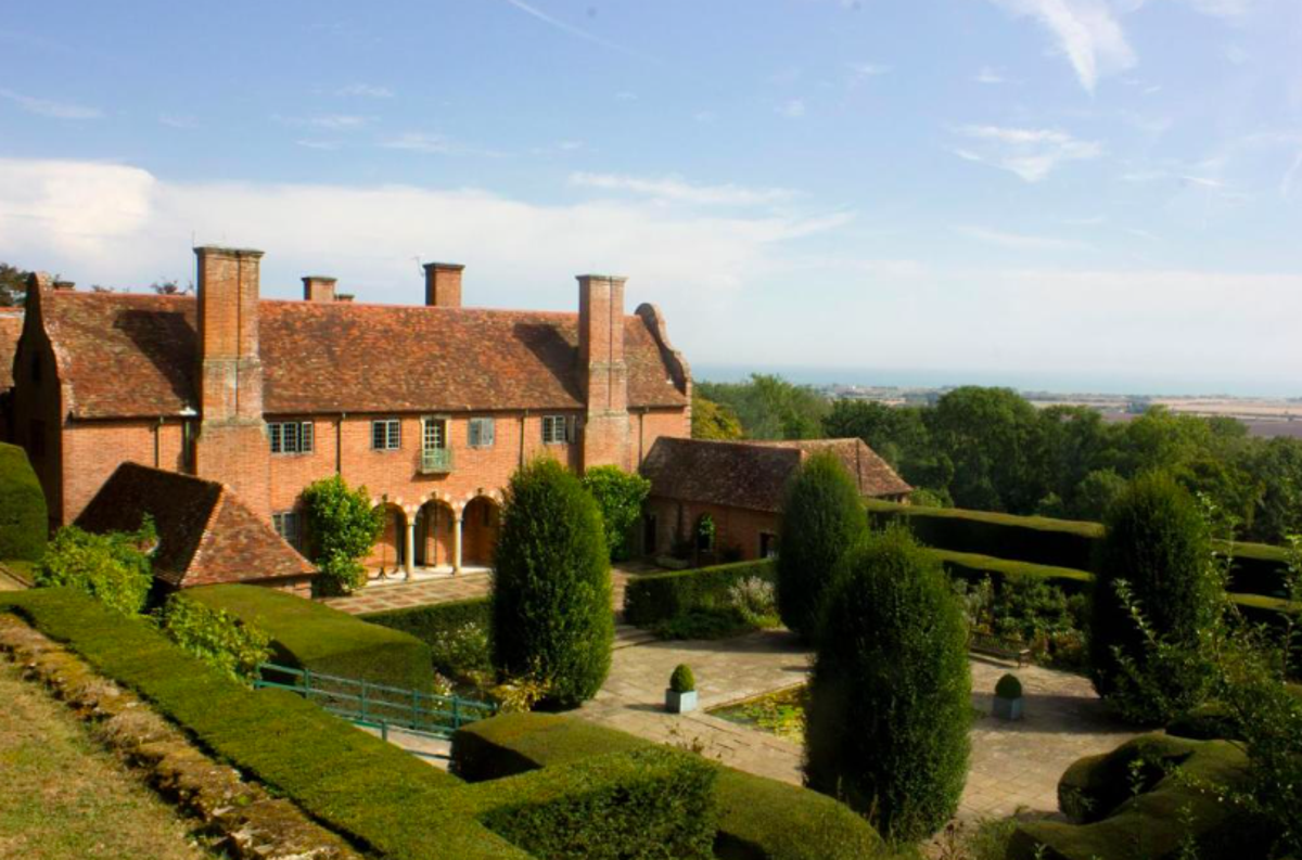 Port Lympne’s “savannah” grounds are what make it really special (Booking.com)