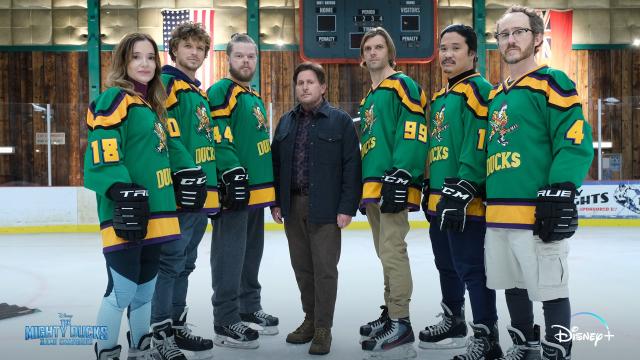 The Mighty Ducks: Game Changers Assembles OG Cast for Reunion
